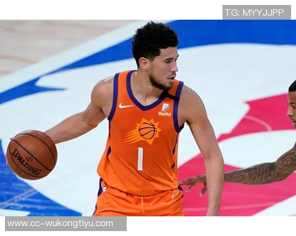 布克创历史新高前八场场均30分5助攻命中率超五成三分命中率达四成