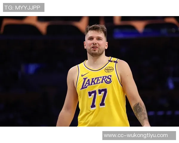 湖人全场失误频频东詹里合计17次东契奇独自9次表现堪忧